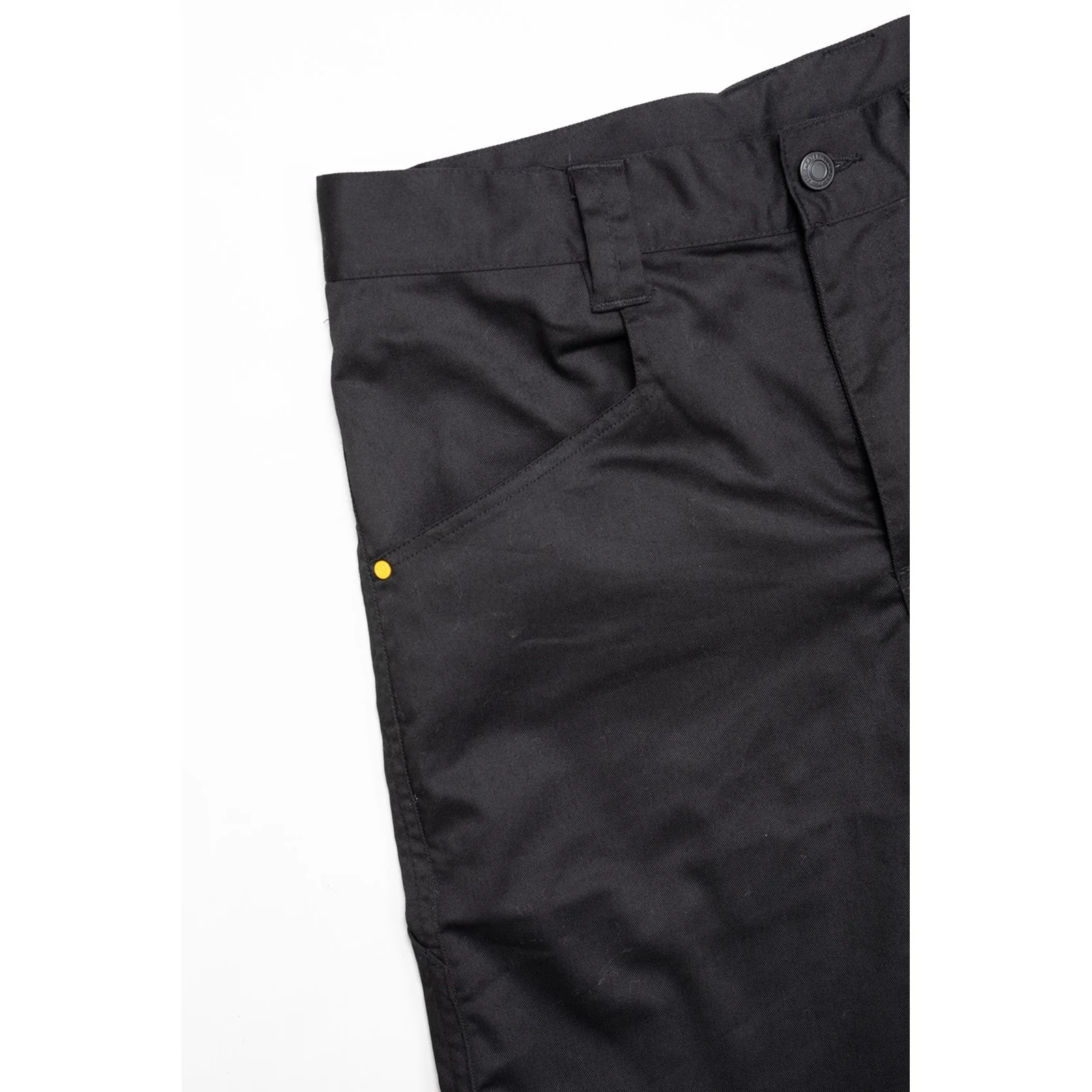 Tracker Shorts  Black - Image 6