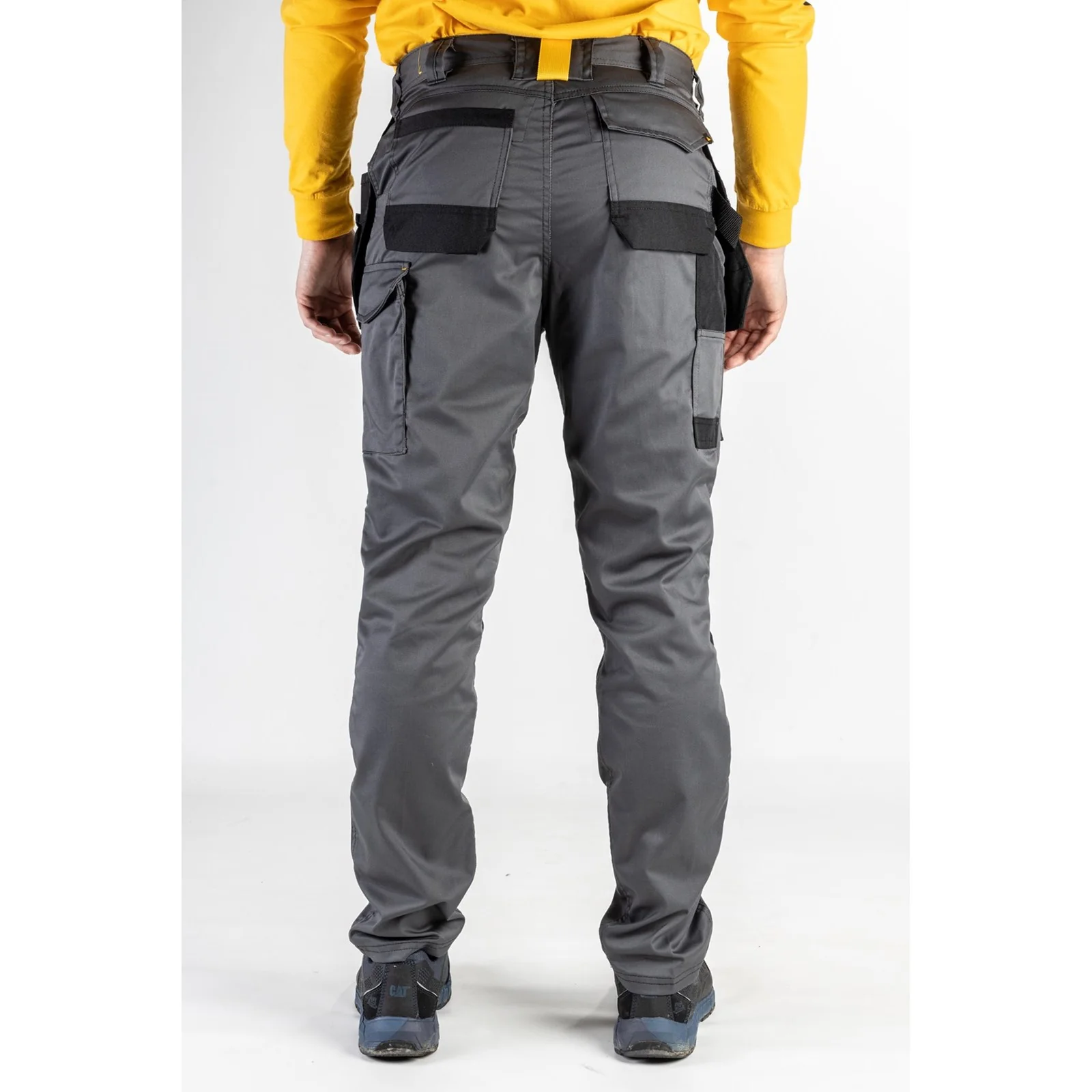 Essentials Stretch Knee Pocket - Image 18