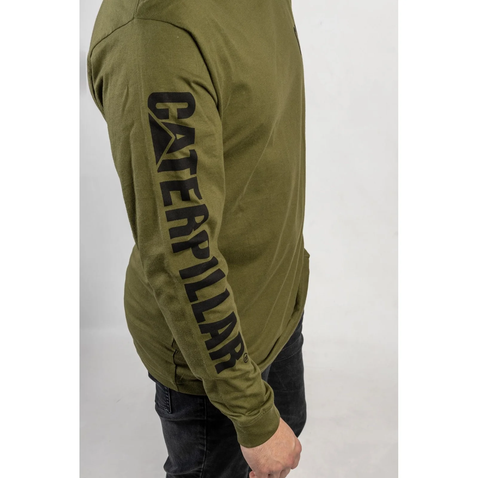 Trademark Banner Long Sleeve T-Shirt  Chive - Image 7
